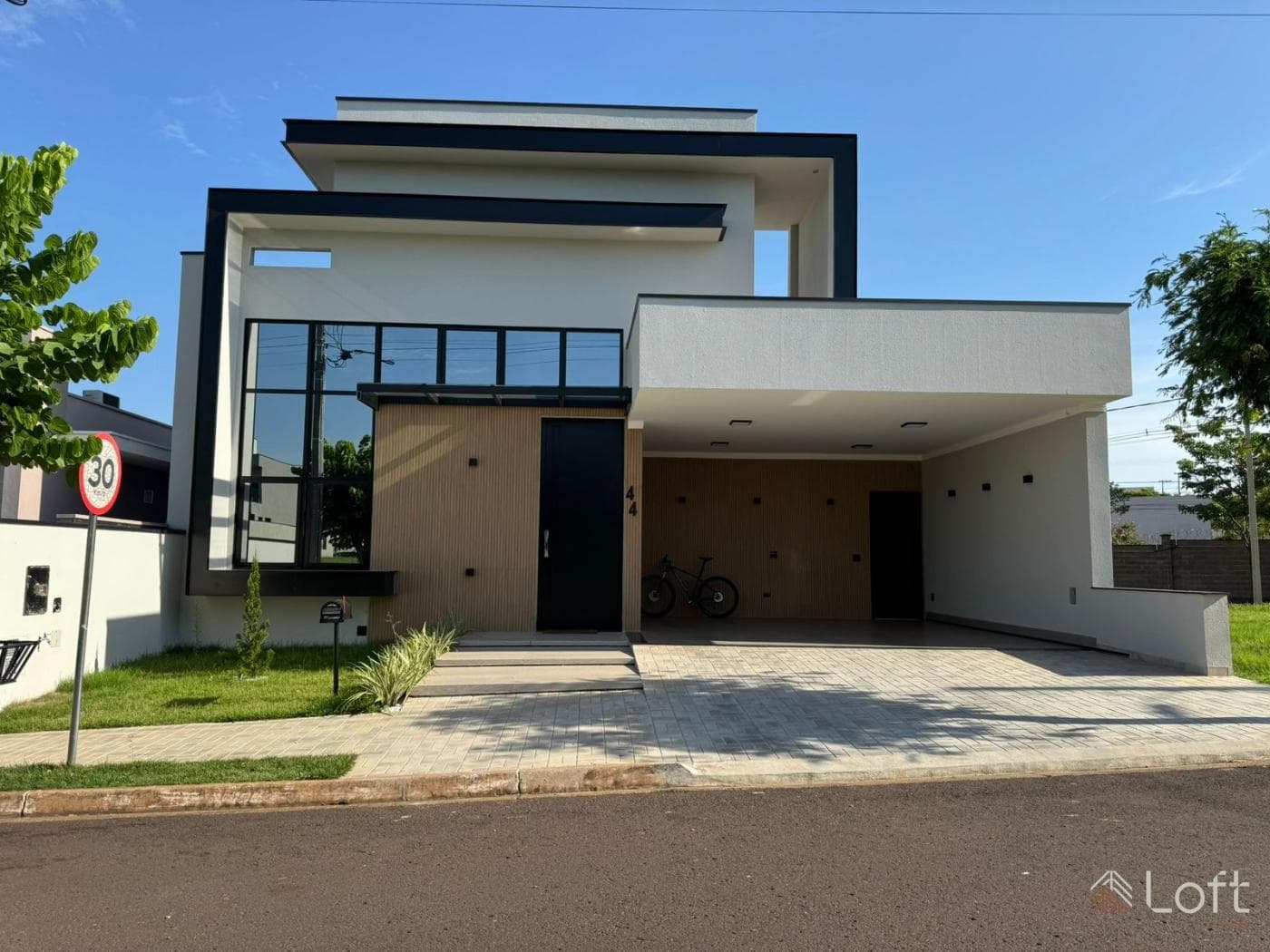 Casa em Condomínio à venda — Condomínio Jatobá