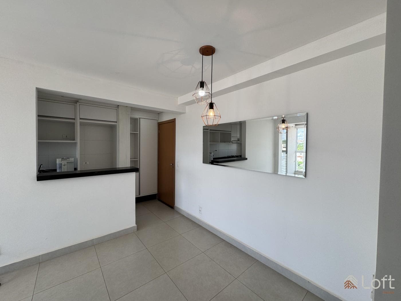 Apartamento à venda — Vila Industrial